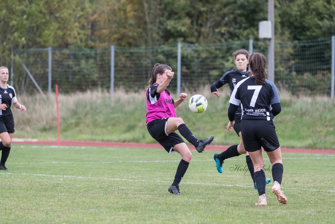 Bild 267 - Frauen Grossenasper SV - SV Steinhorst/Labenz : Ergebnis: 1:3